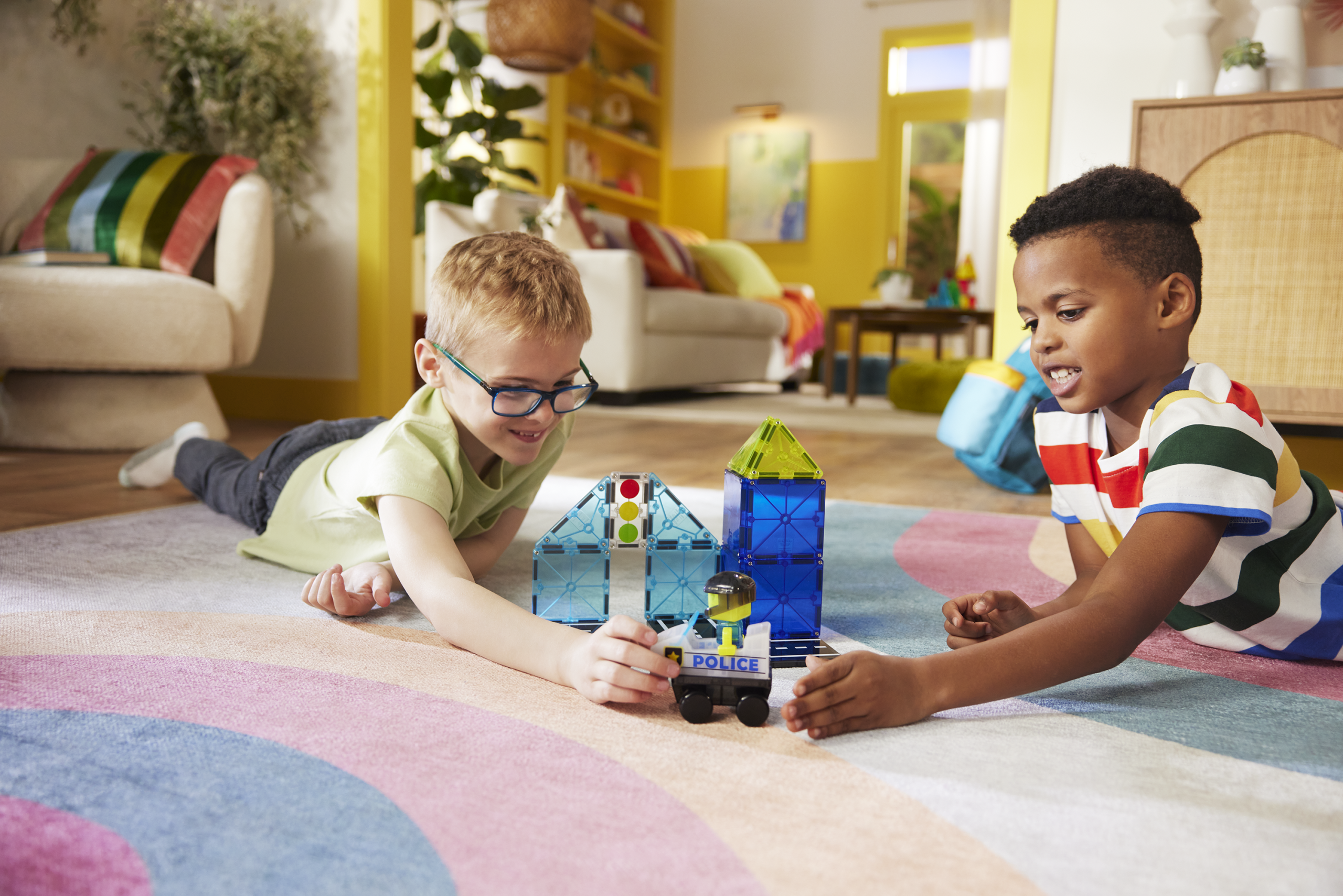 Police Patrol™ 20 Piece Set - Image 2